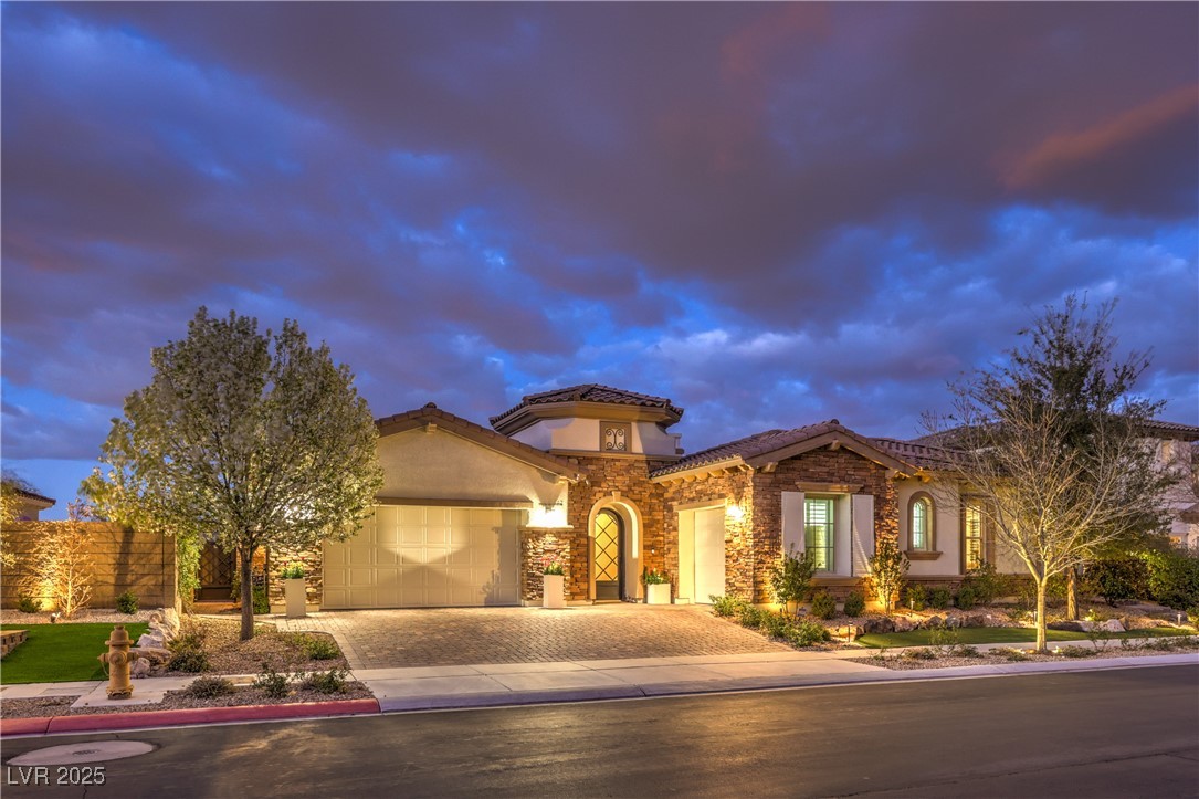 62 Grand Masters Drive
