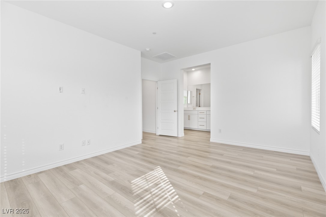 600 North Carriage Hill Drive 2098