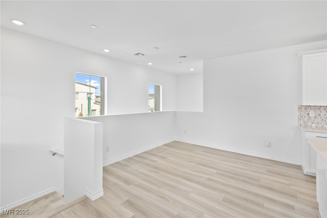 600 North Carriage Hill Drive 2098