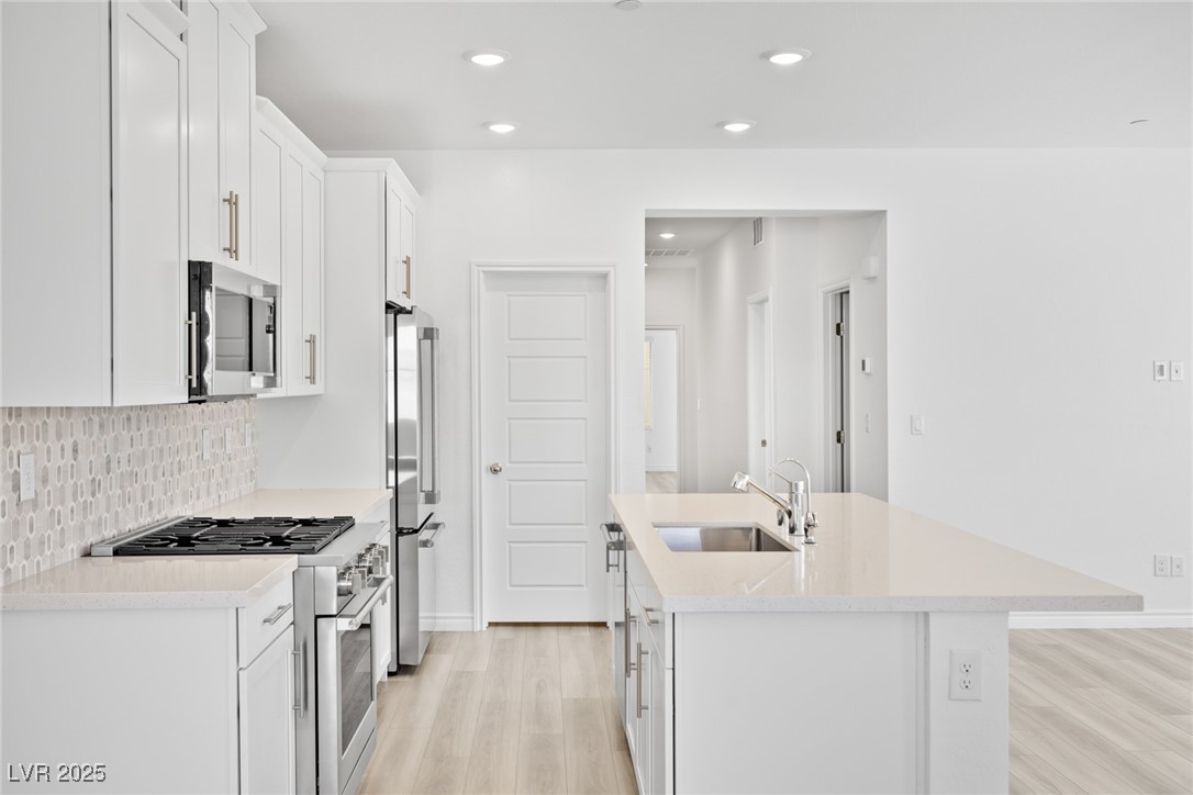 600 North Carriage Hill Drive 2098