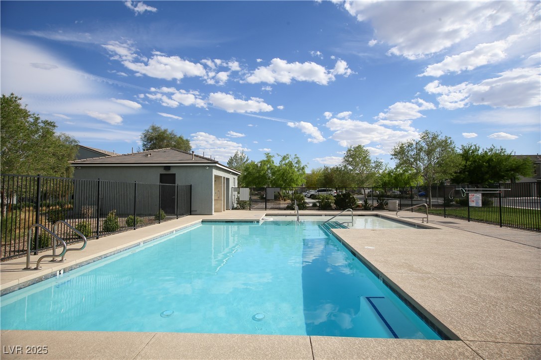 4465 Shimmering Skies Street 2180
