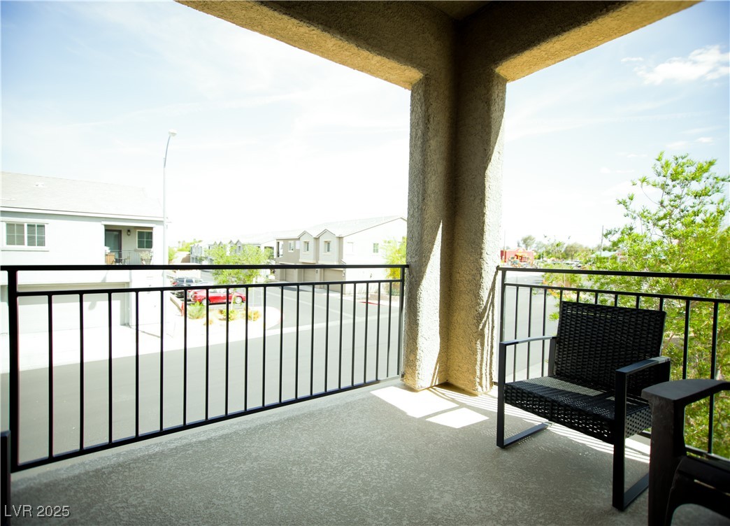 4465 Shimmering Skies Street 2180