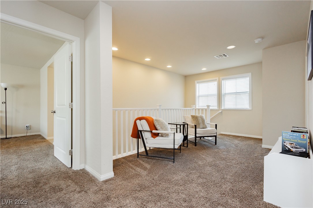 8929 Sleepy Panda Avenue