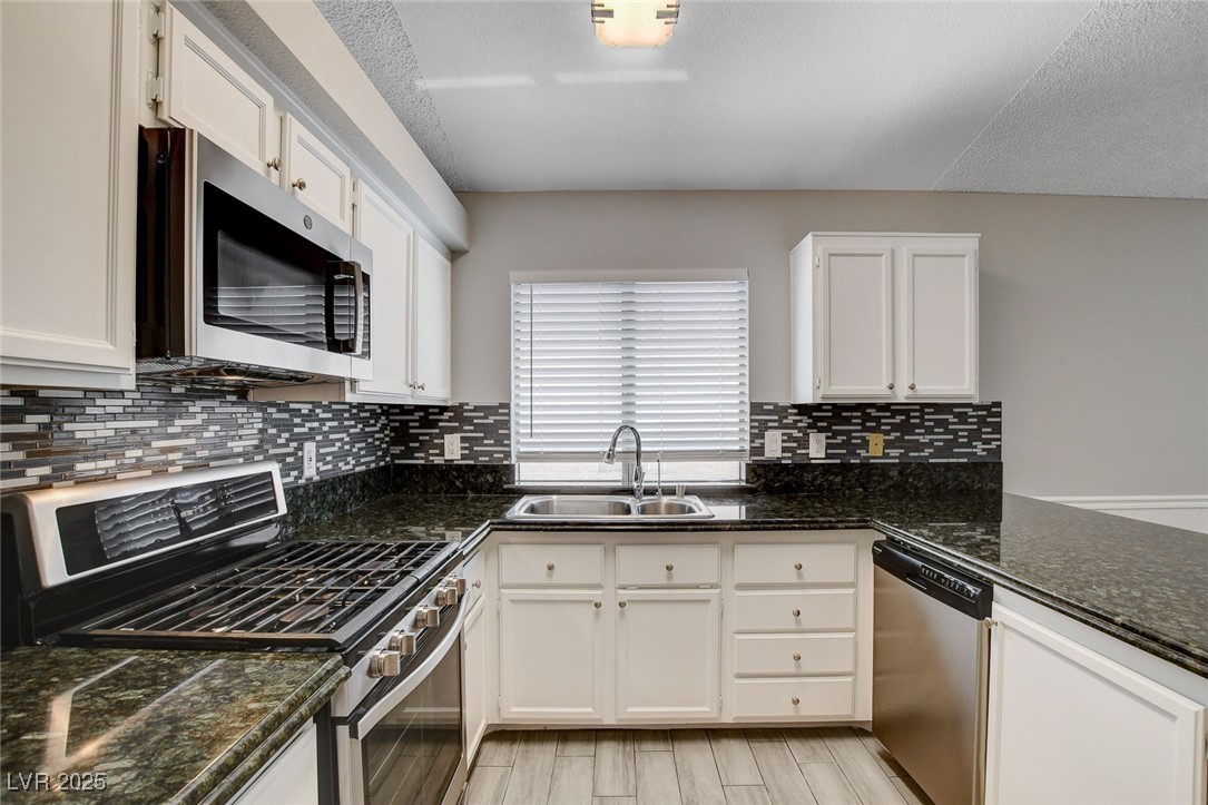 4052 Compass Rose Way