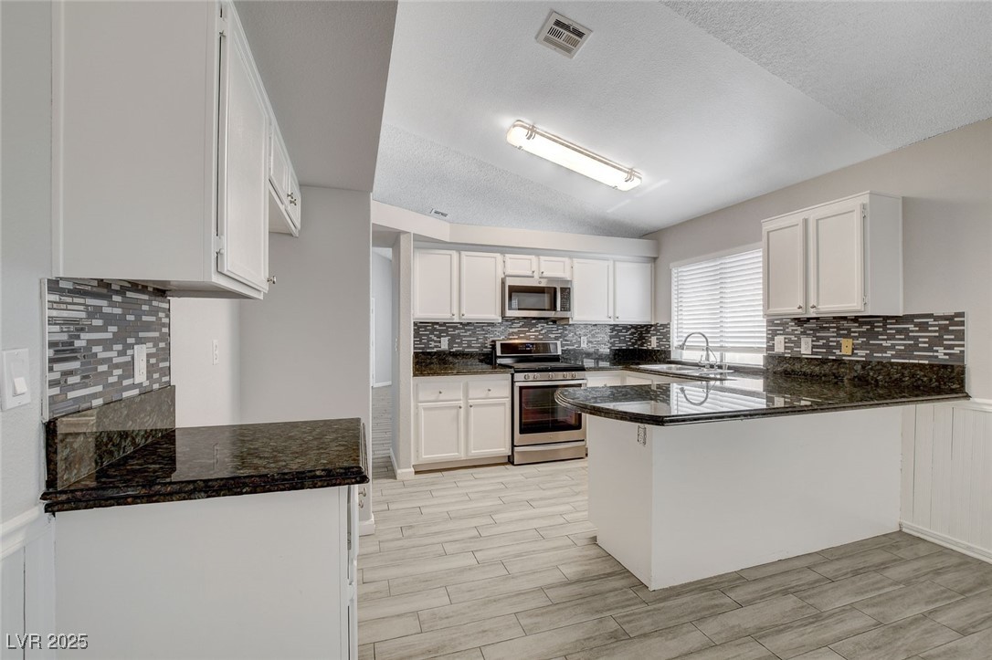 4052 Compass Rose Way