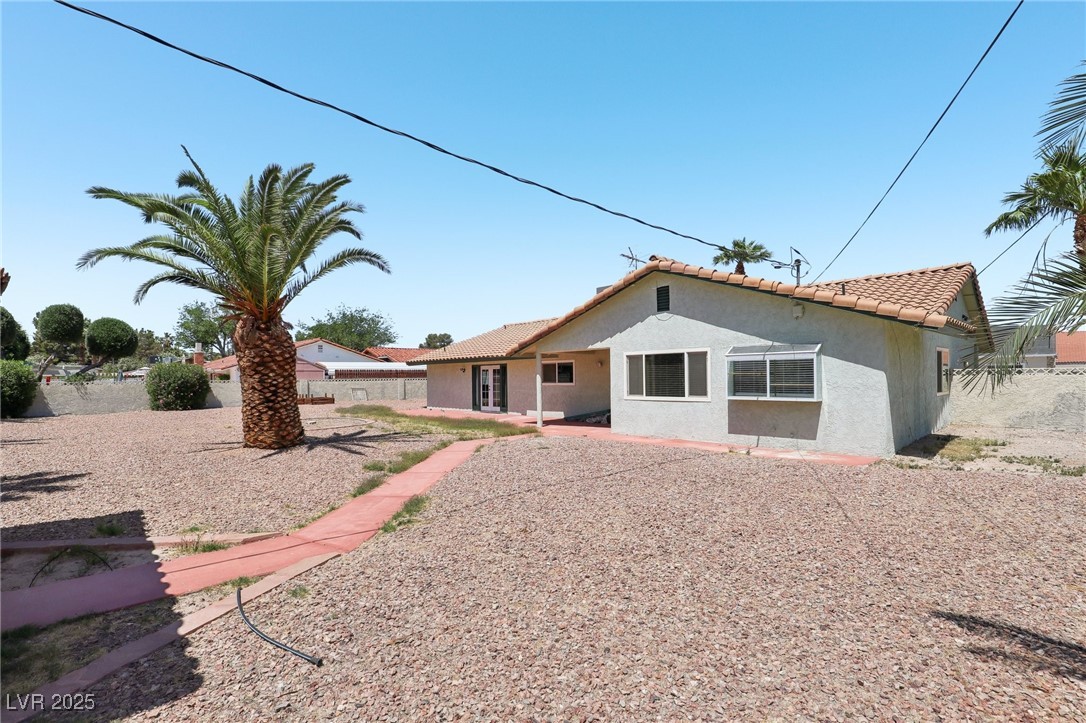 4573 Plaza De Vista Street
