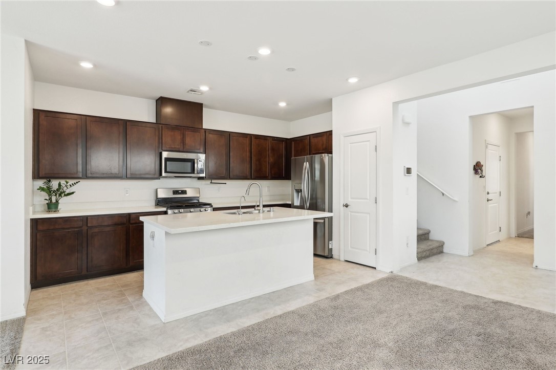 2877 Sweeping Palm Road