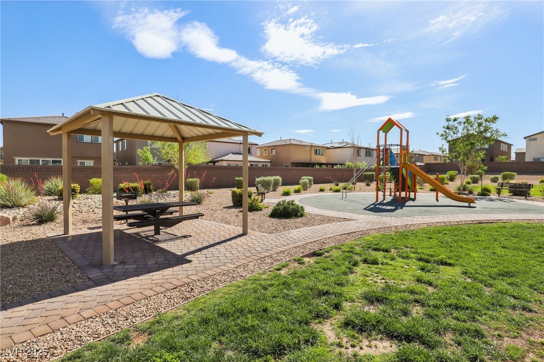 2877 Sweeping Palm Road