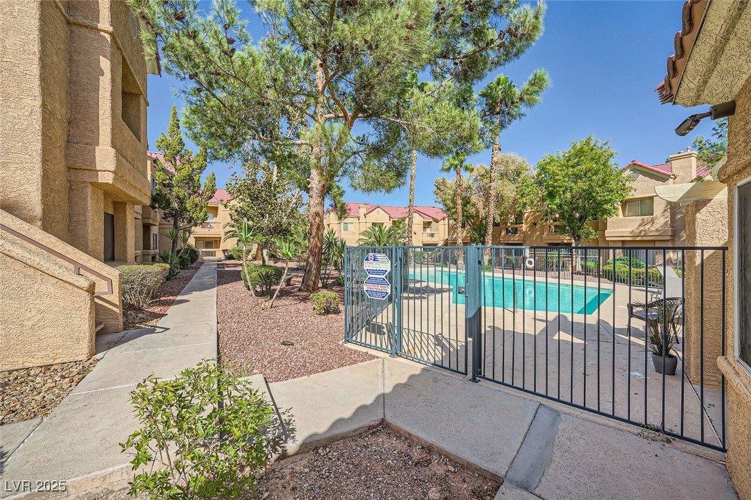 900 Heavenly Hills Court 112