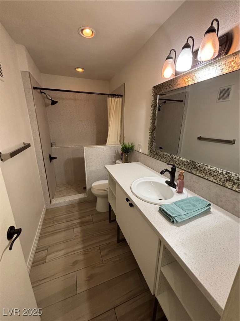 1370 Vegas Valley Drive 47