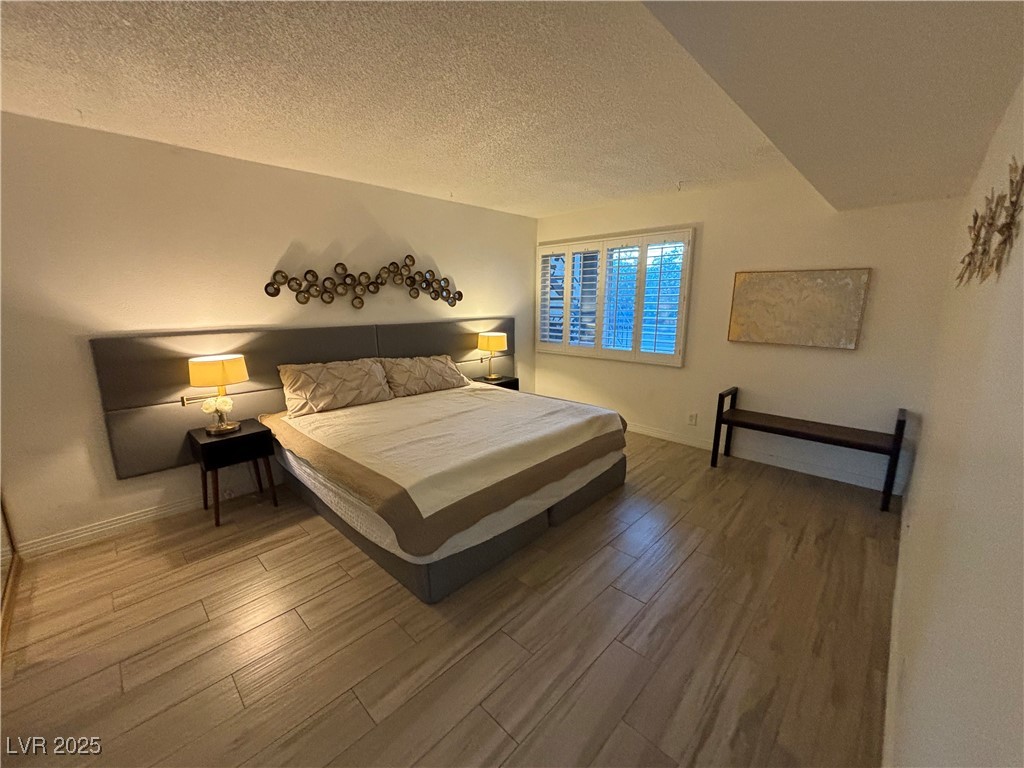 1370 Vegas Valley Drive 47