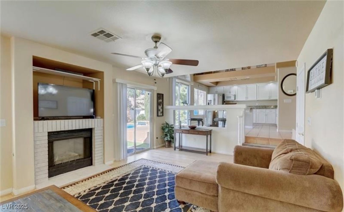 2714 Cricket Hollow Court