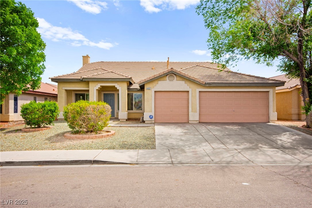 4007 West Red Coach Avenue