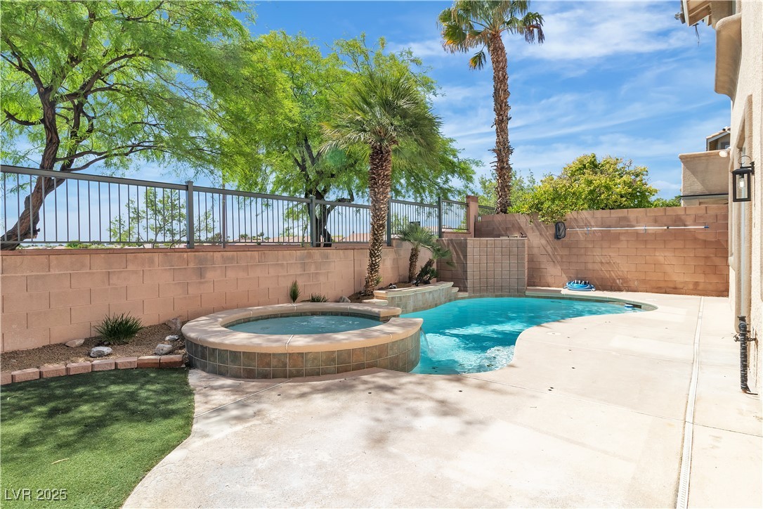 10613 Turquoise Valley Drive