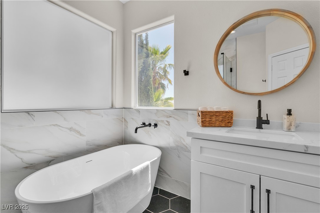 10613 Turquoise Valley Drive