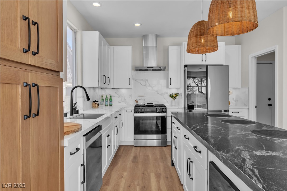 10613 Turquoise Valley Drive