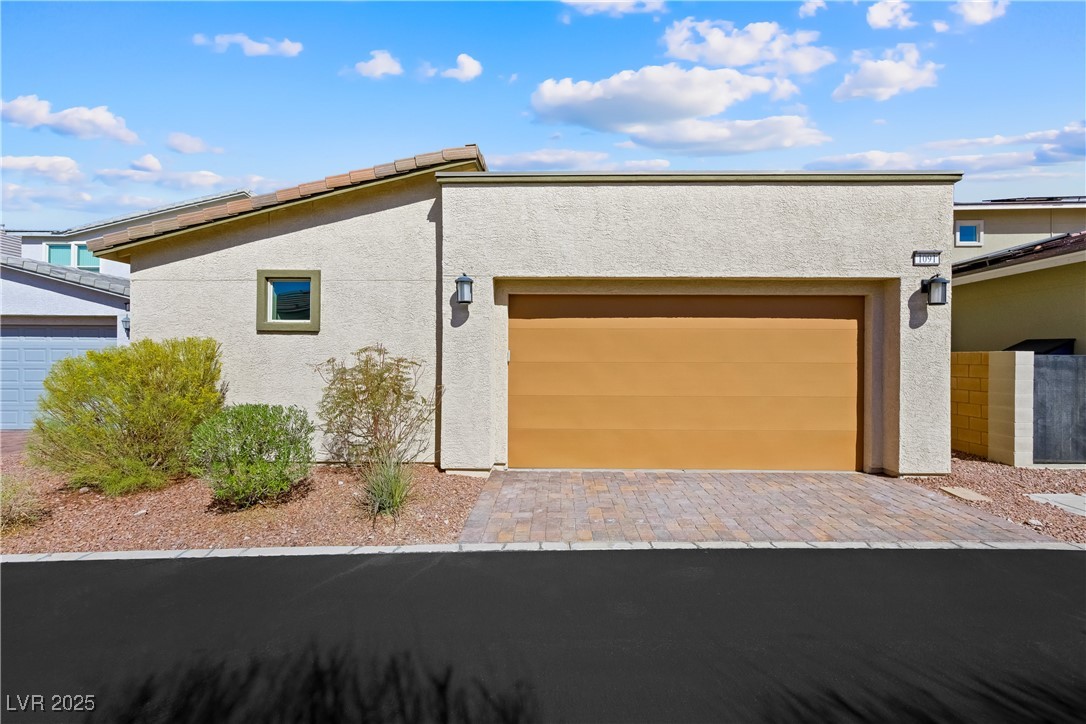 1091 East Sunset Road