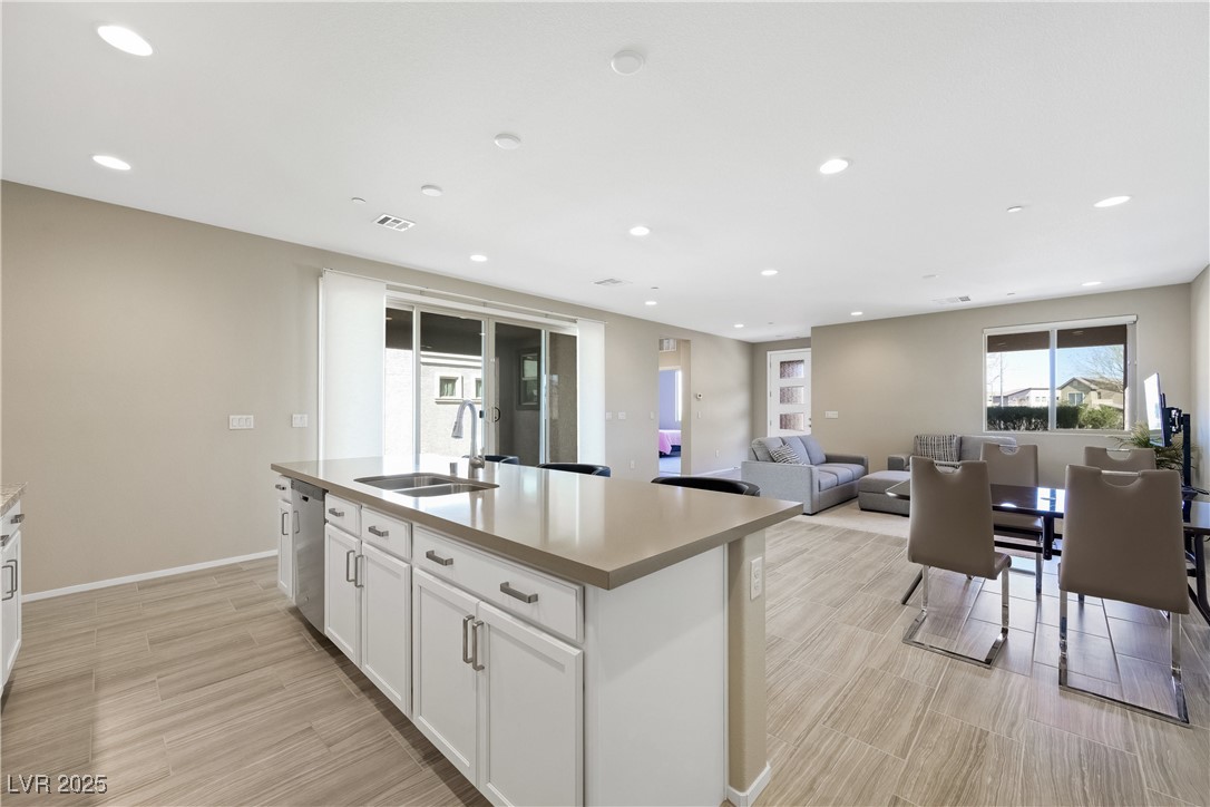 1091 East Sunset Road