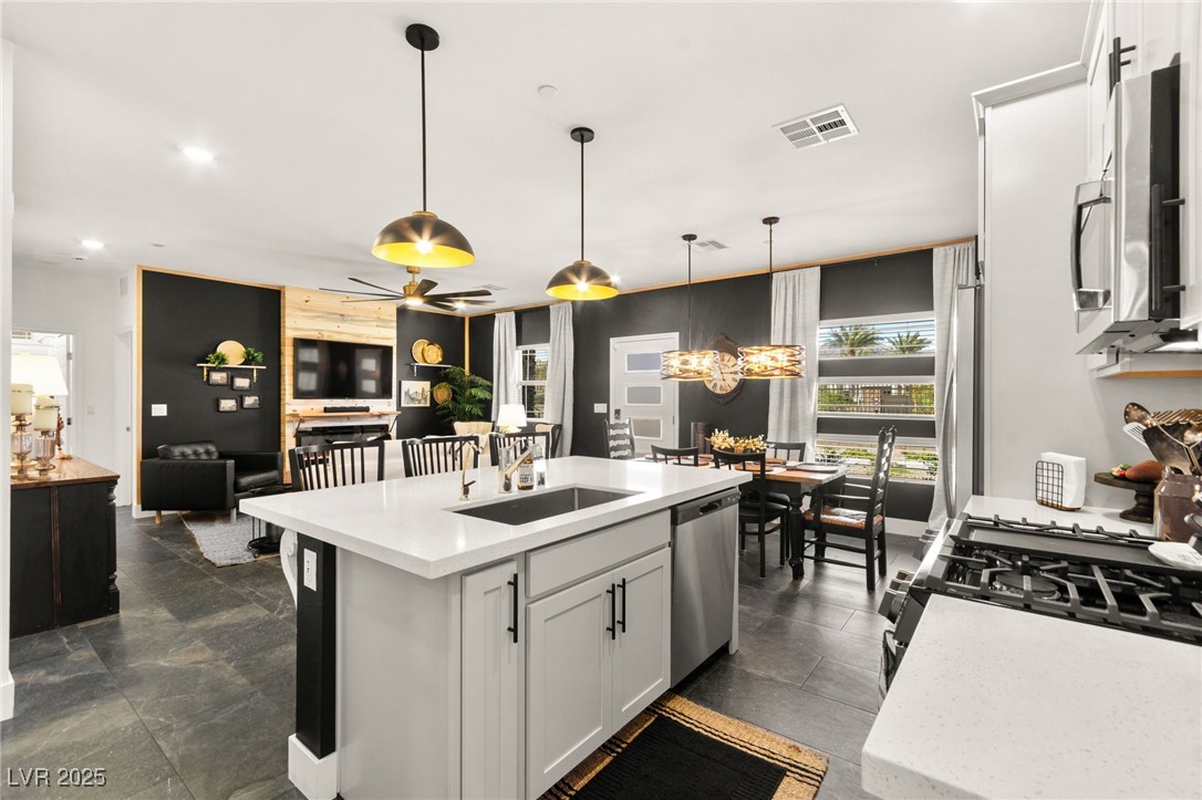 12648 Heritage Bend Drive