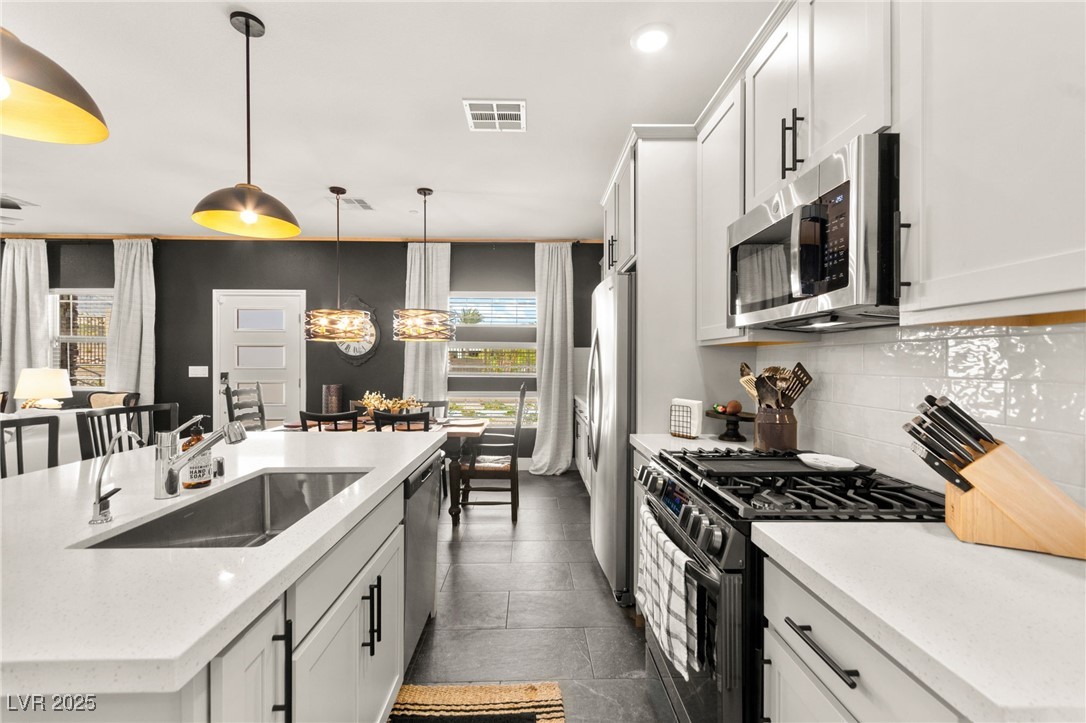 12648 Heritage Bend Drive