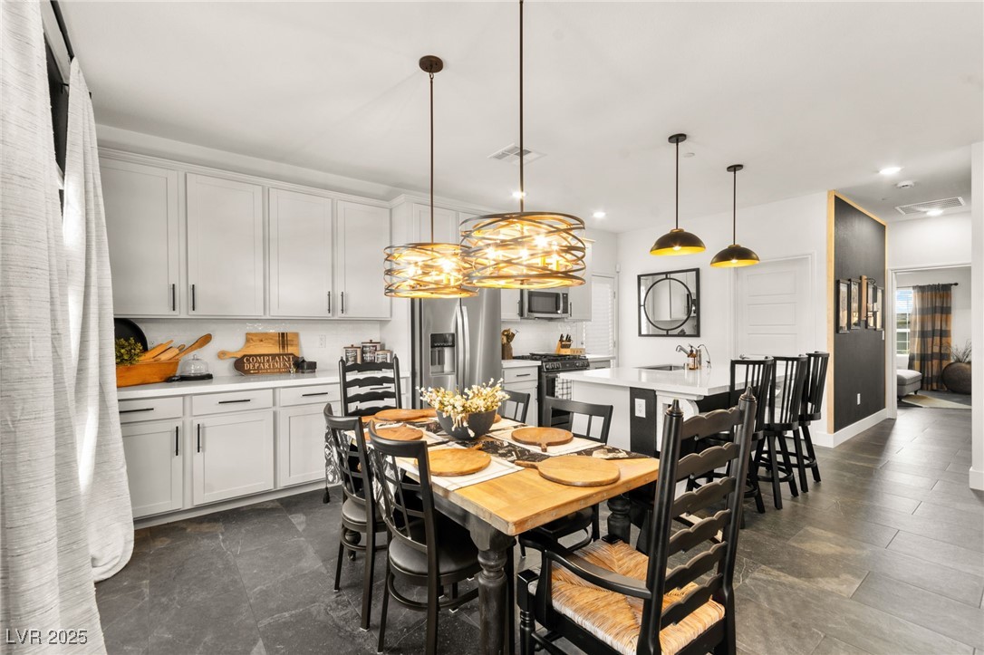 12648 Heritage Bend Drive