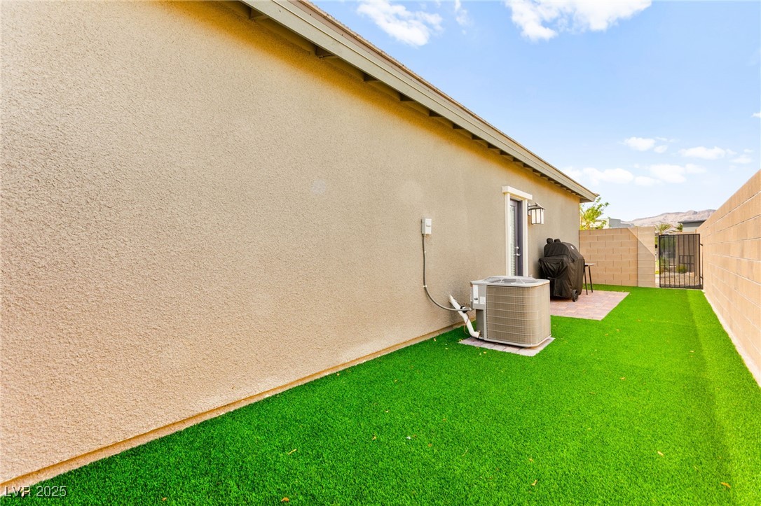 12648 Heritage Bend Drive