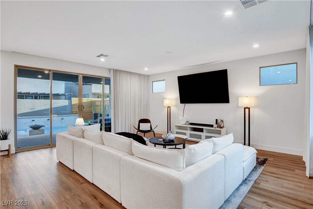 4177 Railhead Pass Avenue