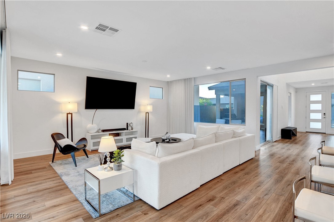 4177 Railhead Pass Avenue