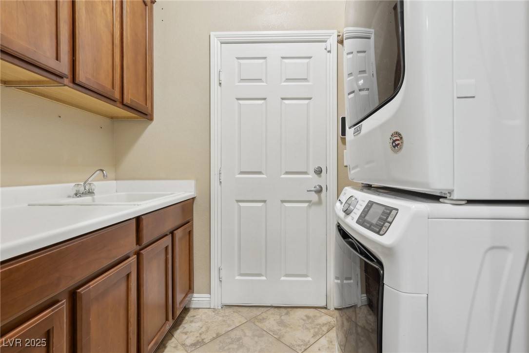 4042 Keefe Falls Court