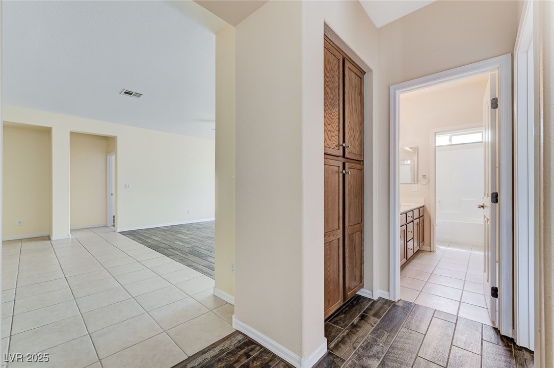 4910 Cielo Court