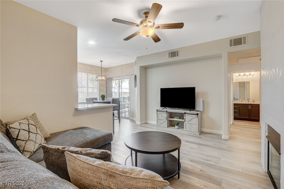 9050 West Warm Springs Road 1074