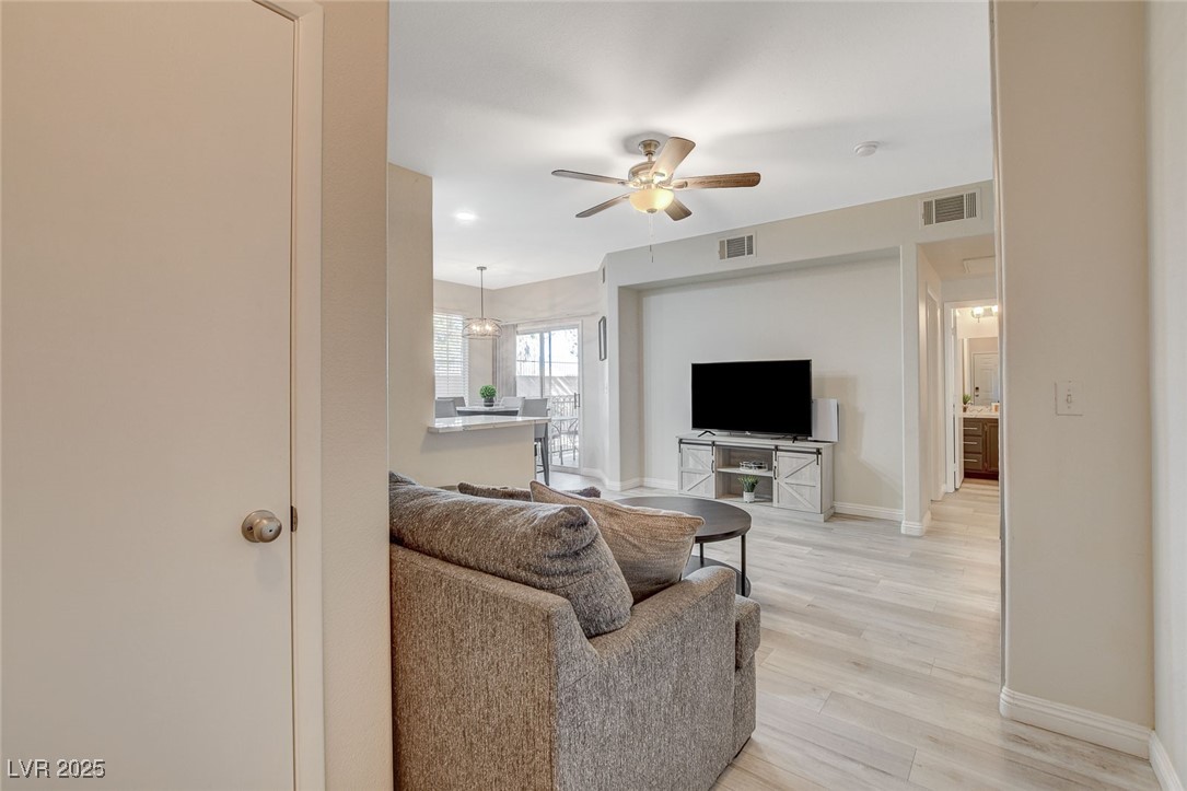 9050 West Warm Springs Road 1074