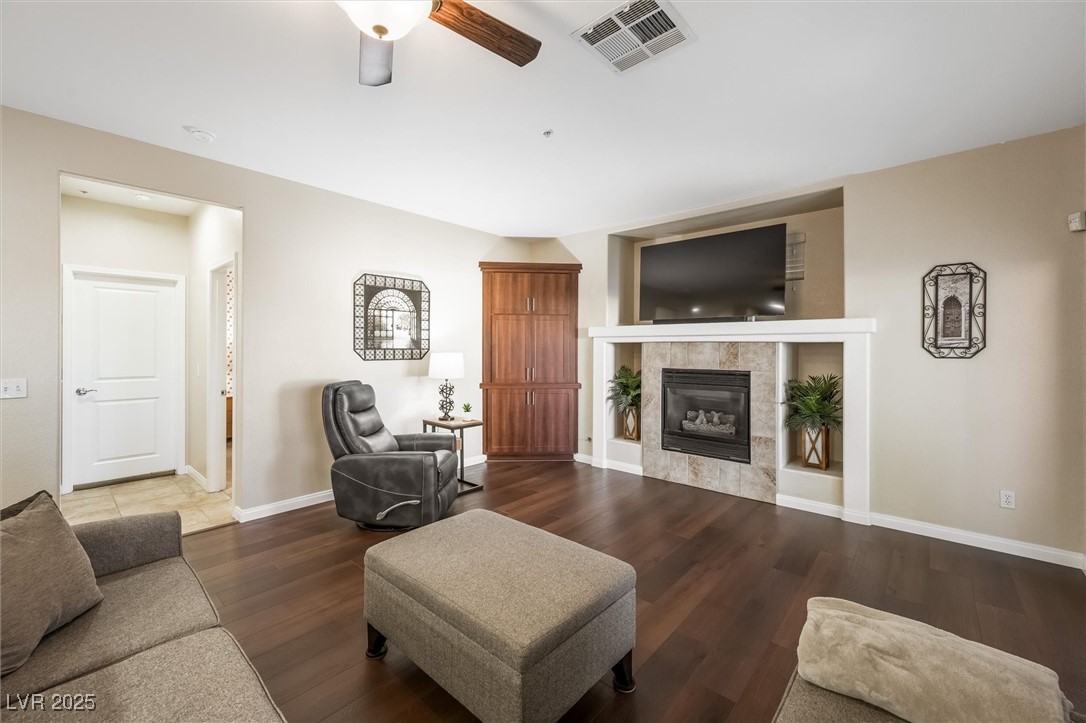 7916 Nesting Pine Place