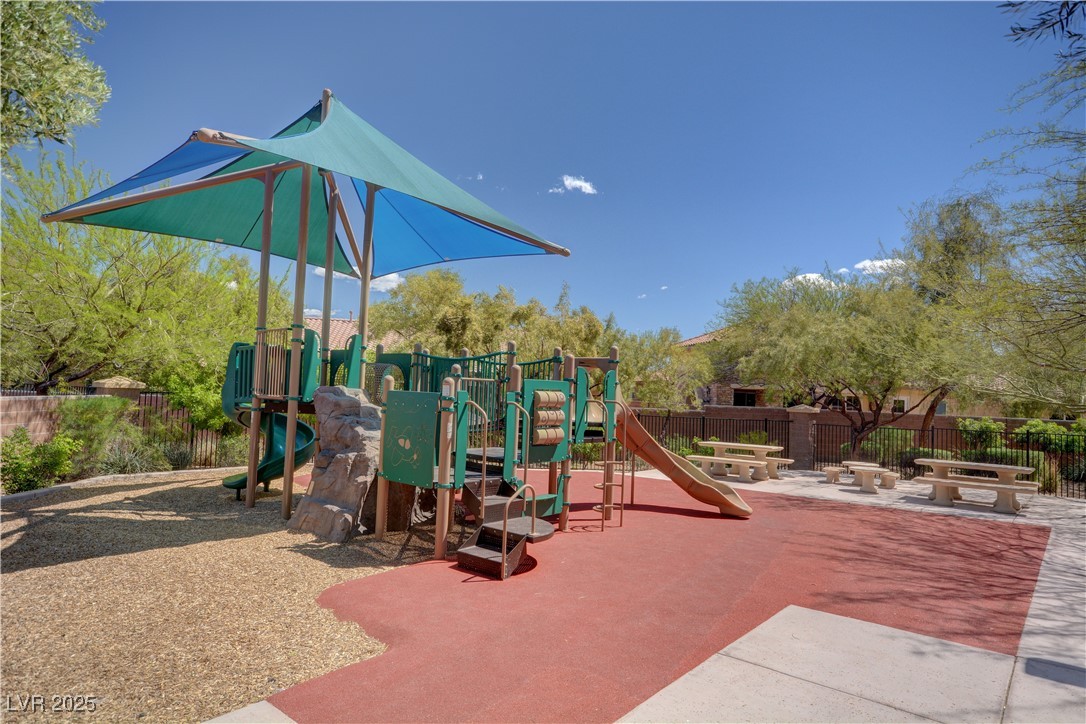 10220 Adobe Mountain Street