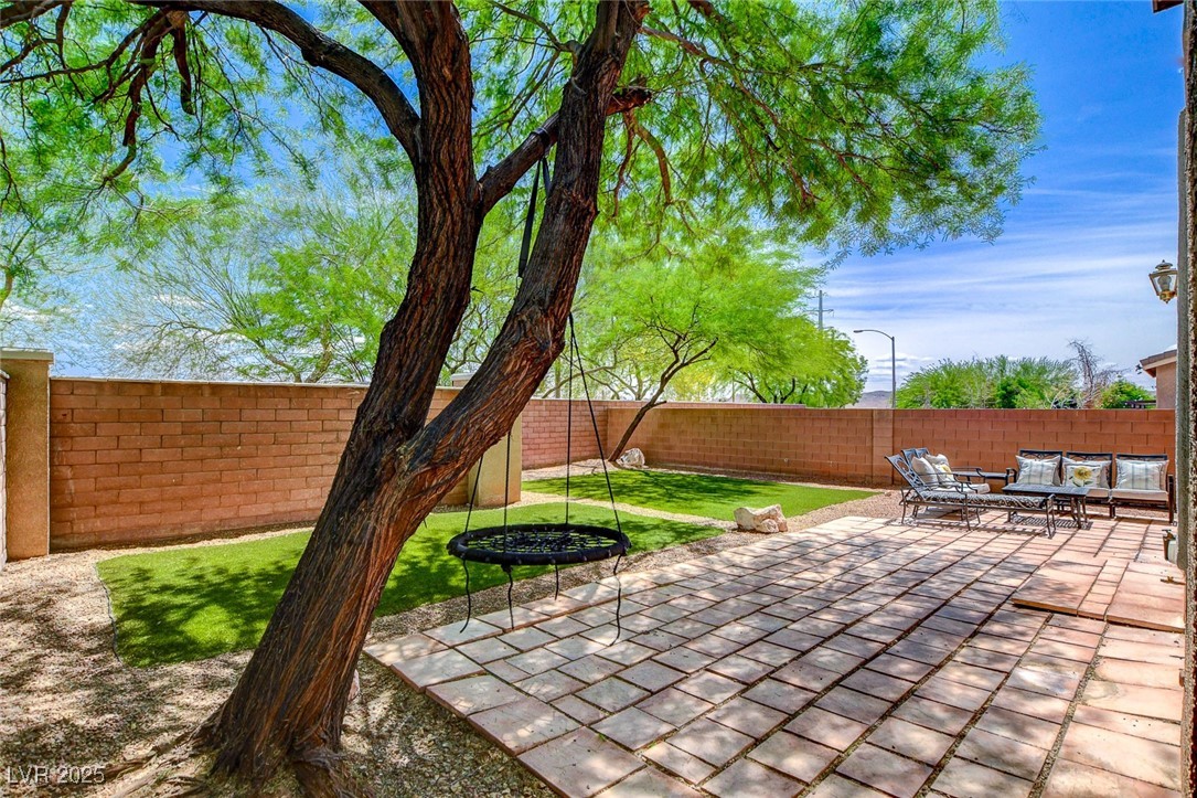 10220 Adobe Mountain Street