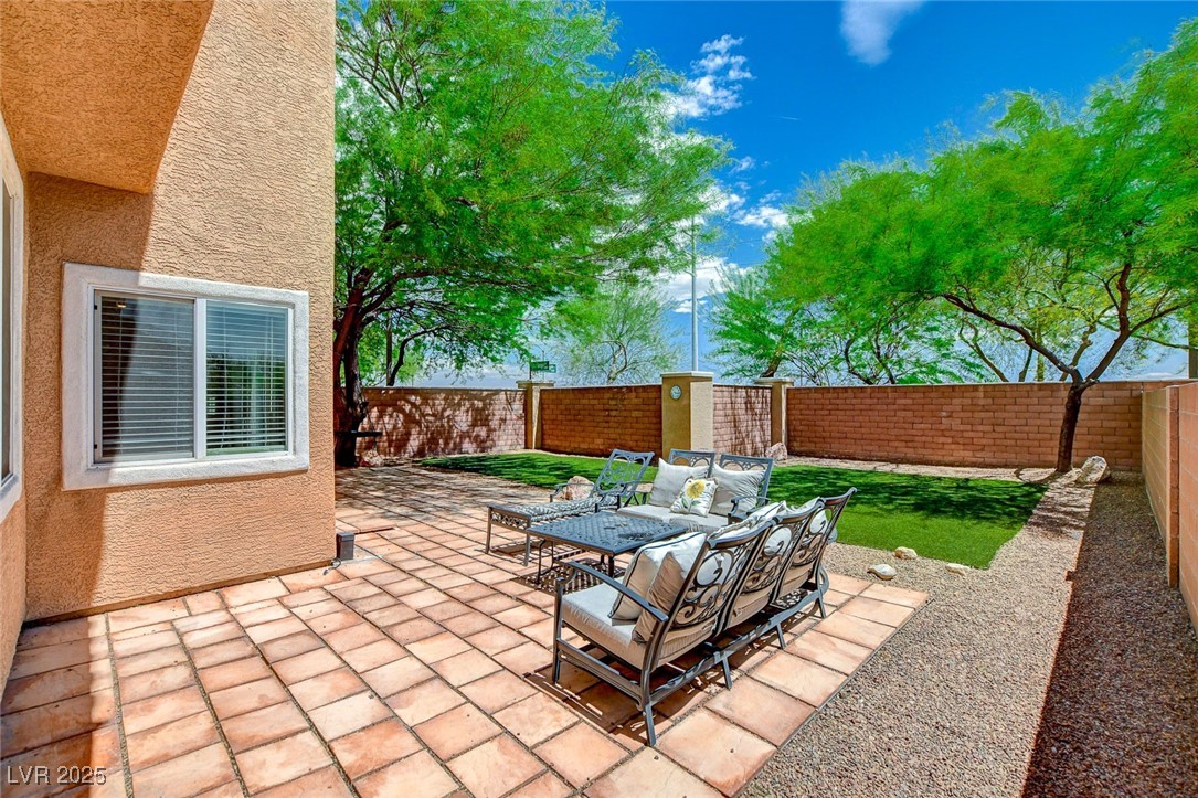 10220 Adobe Mountain Street