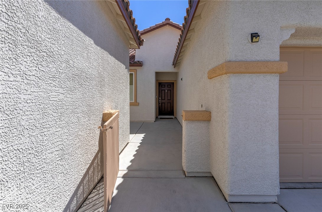 8232 Silver Vine Street