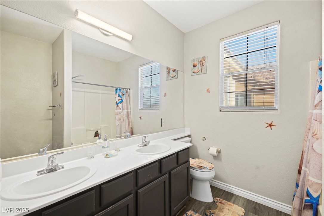 5832 Ivy Vine Court