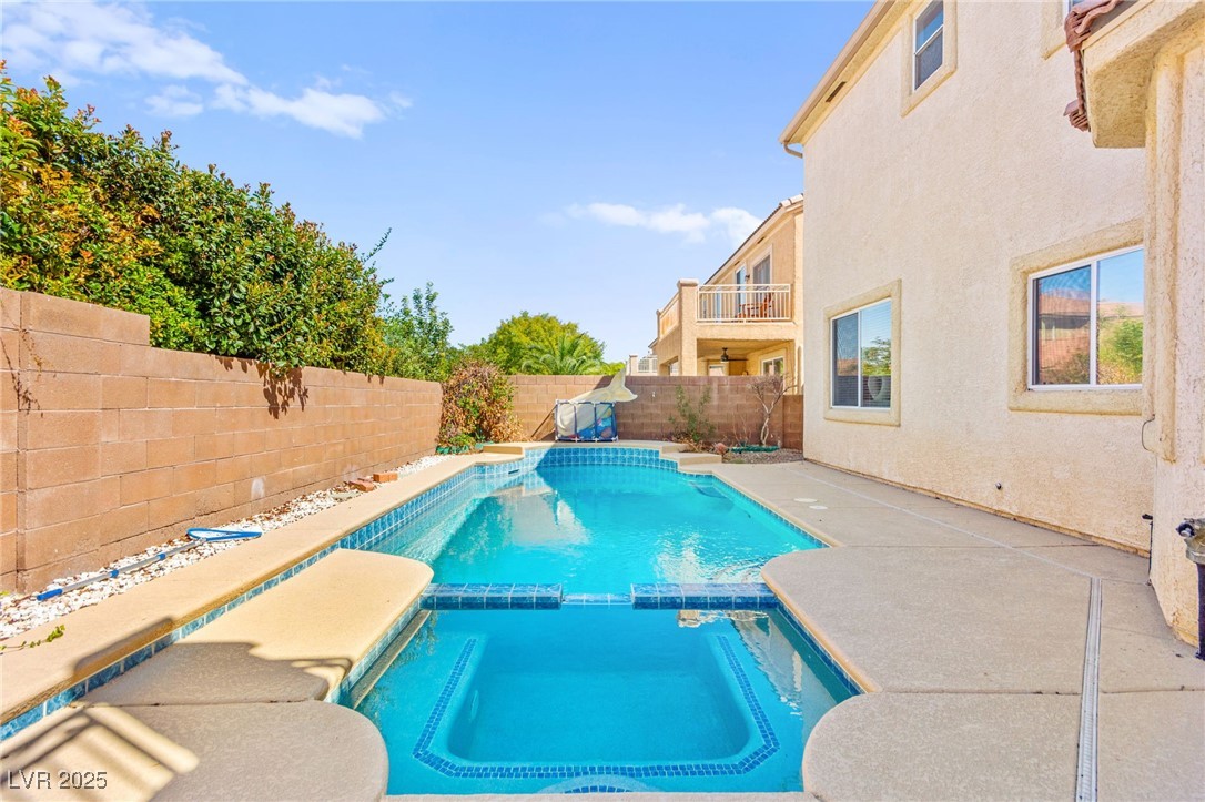 5832 Ivy Vine Court