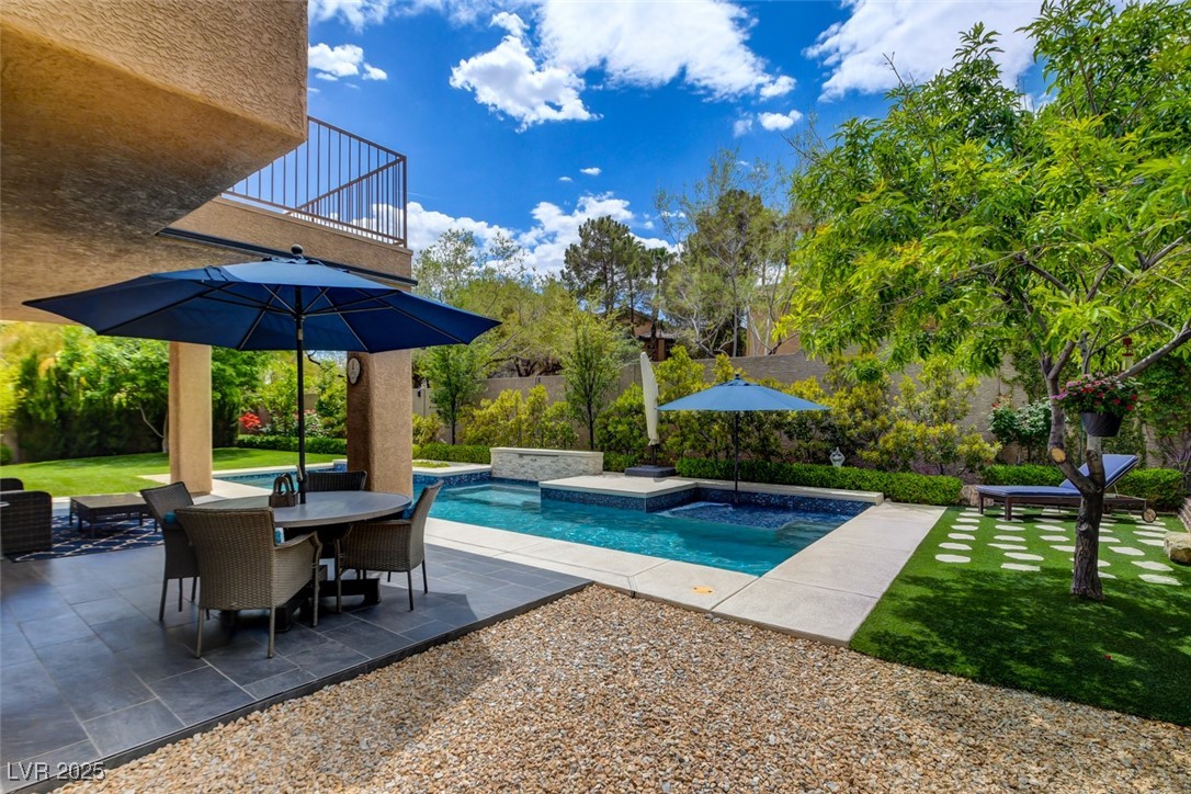 1701 Tesara Vista Place