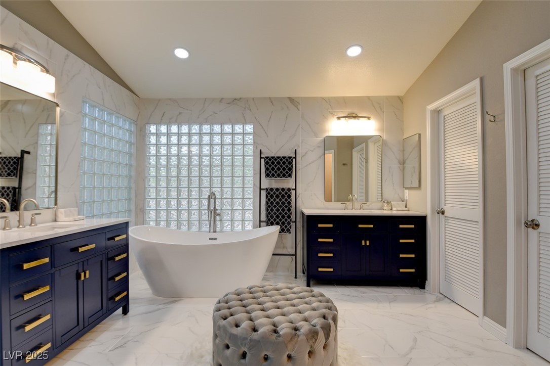 1701 Tesara Vista Place