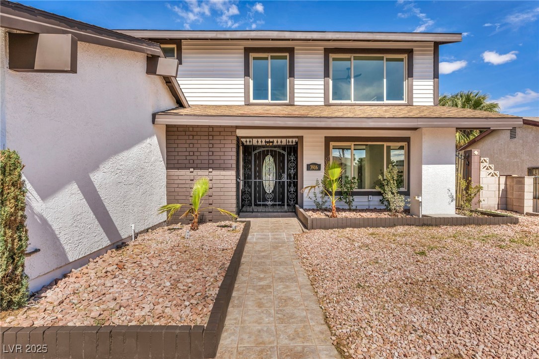 3916 Green Leaf Drive