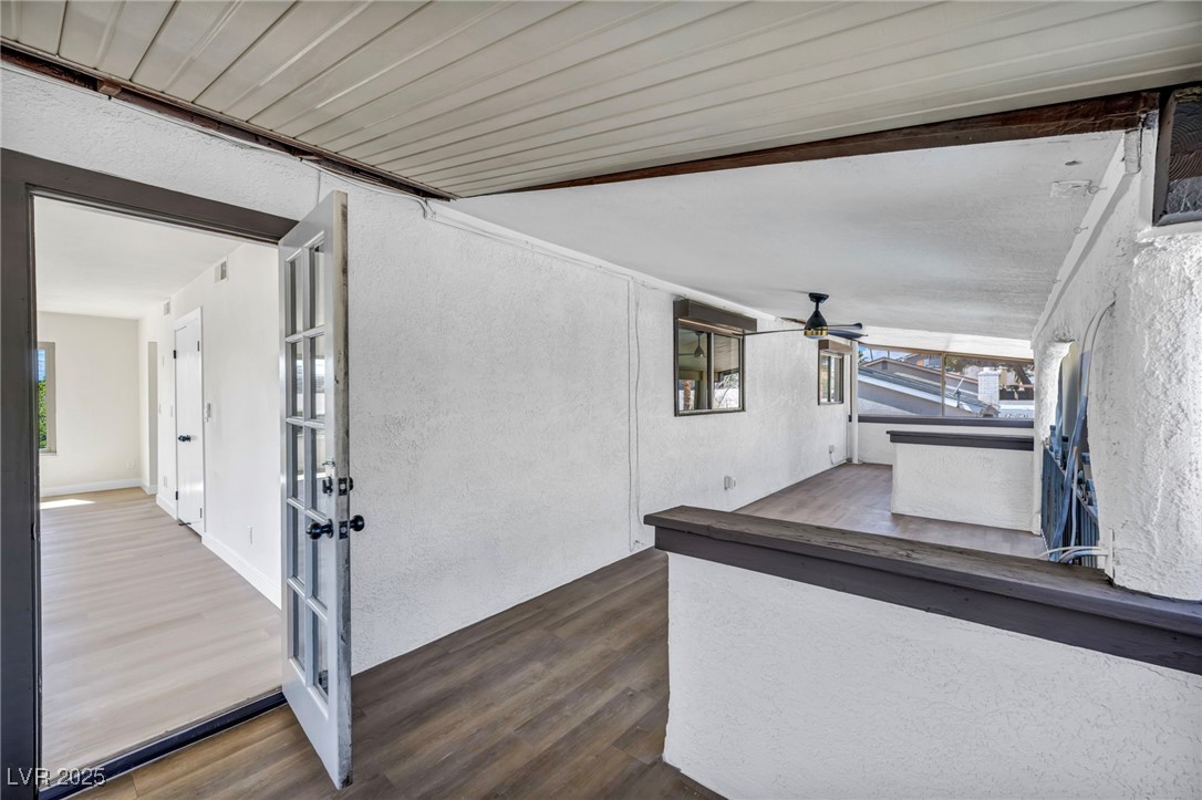 3916 Green Leaf Drive