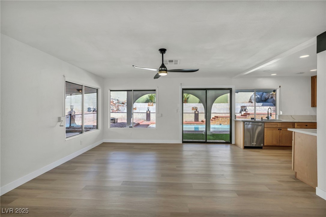 3916 Green Leaf Drive