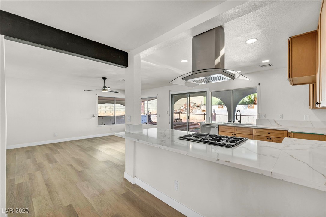 3916 Green Leaf Drive