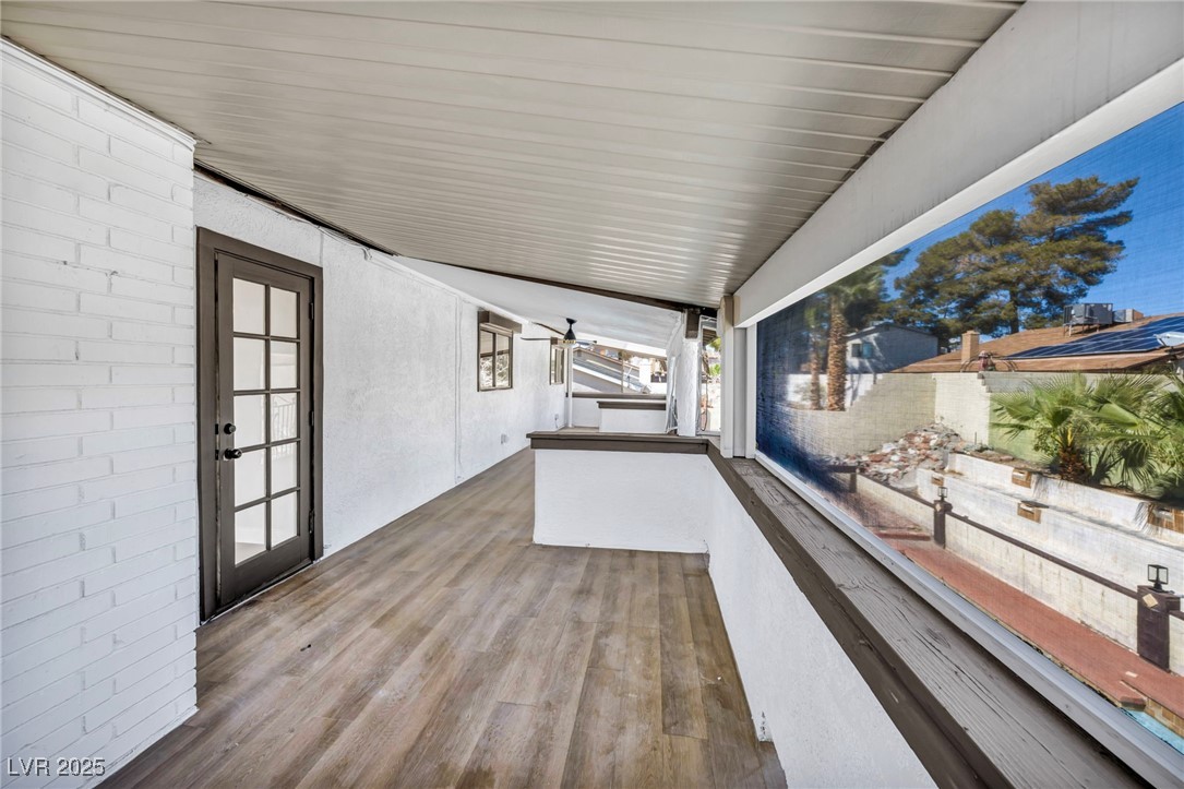 3916 Green Leaf Drive