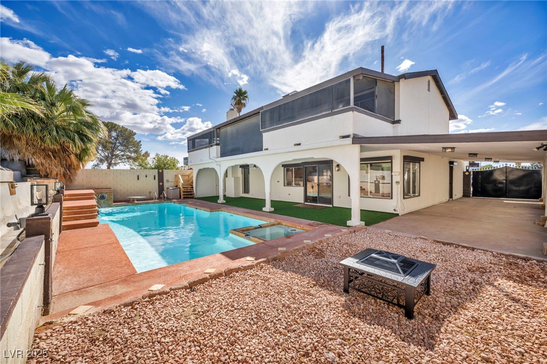3916 Green Leaf Drive