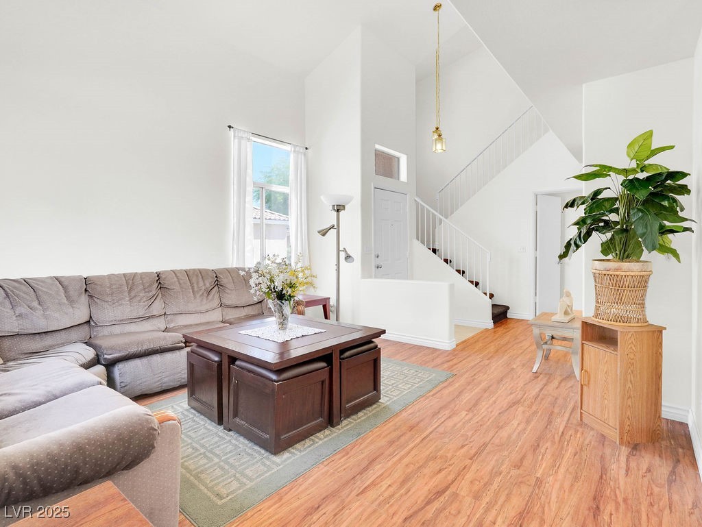 185 Renville Court