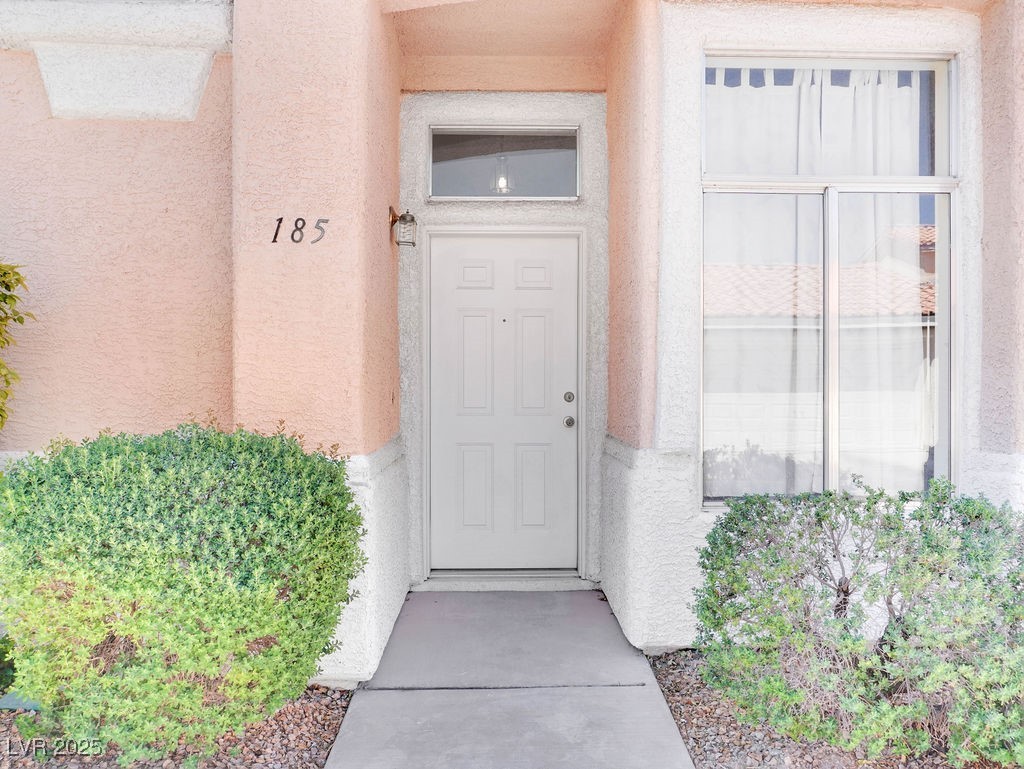 185 Renville Court