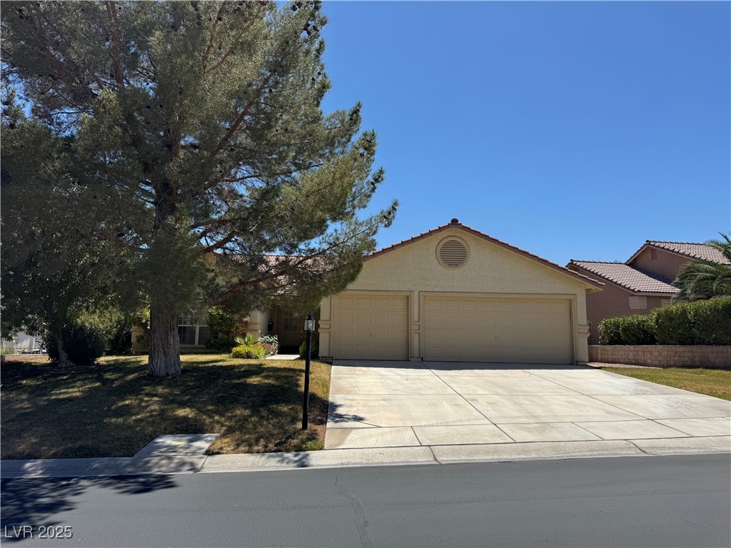 5121 Burr Oak Drive